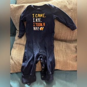 Carters baby Thanksgiving long sleeve onsie. Size 9 months.